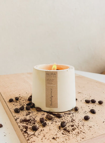 Indulgence Scented Candle : Roasted Coffee & Cocoa Butter